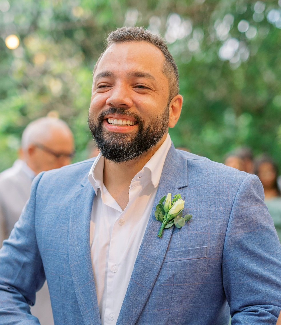 estudante Danilo Oliveira Batista, de 35 anos, natural de São Luís, foi o único candidato do estado do Maranhão a alcançar a nota máxima de mil na redação do Exame Nacional do Ensino Médio (Enem) — Foto: Divulgação/ Redes Sociais