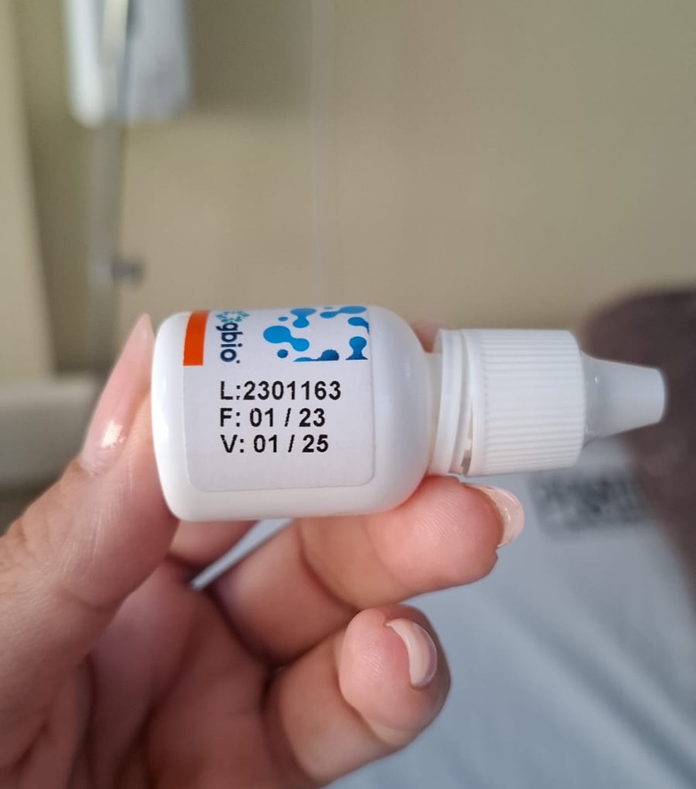 Paciente afirma que recebeu medicamento vencido em janeiro após mutirão oftalmológico realizado em maio — Foto: Arquivo pessoal