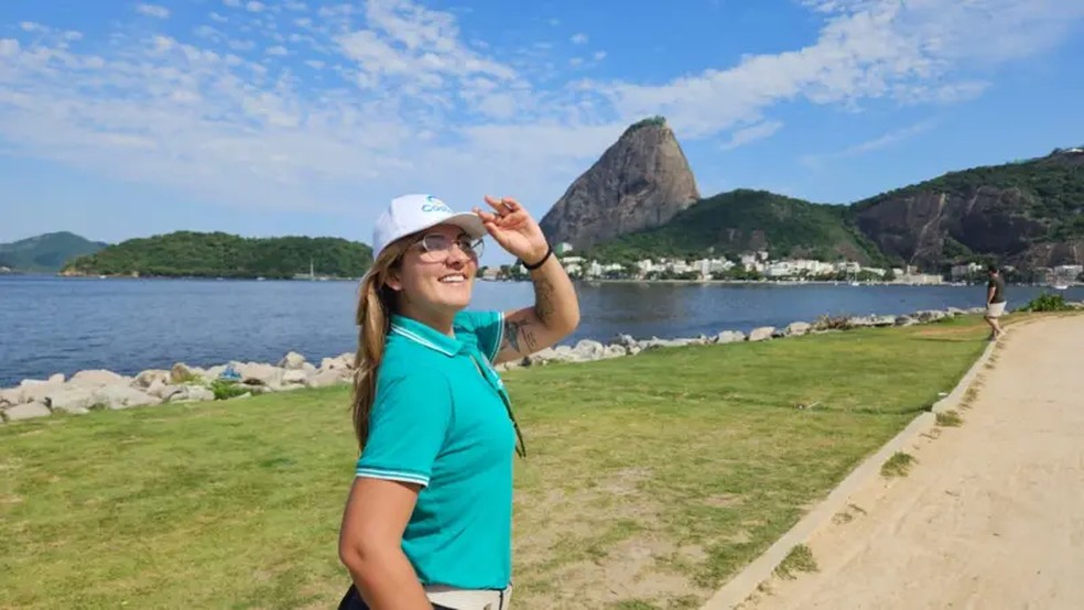 Jornadas de Yasmin Stampe são imprevisíveis e podem chegar a 14h — Foto: Arquivo pessoal via BBC
