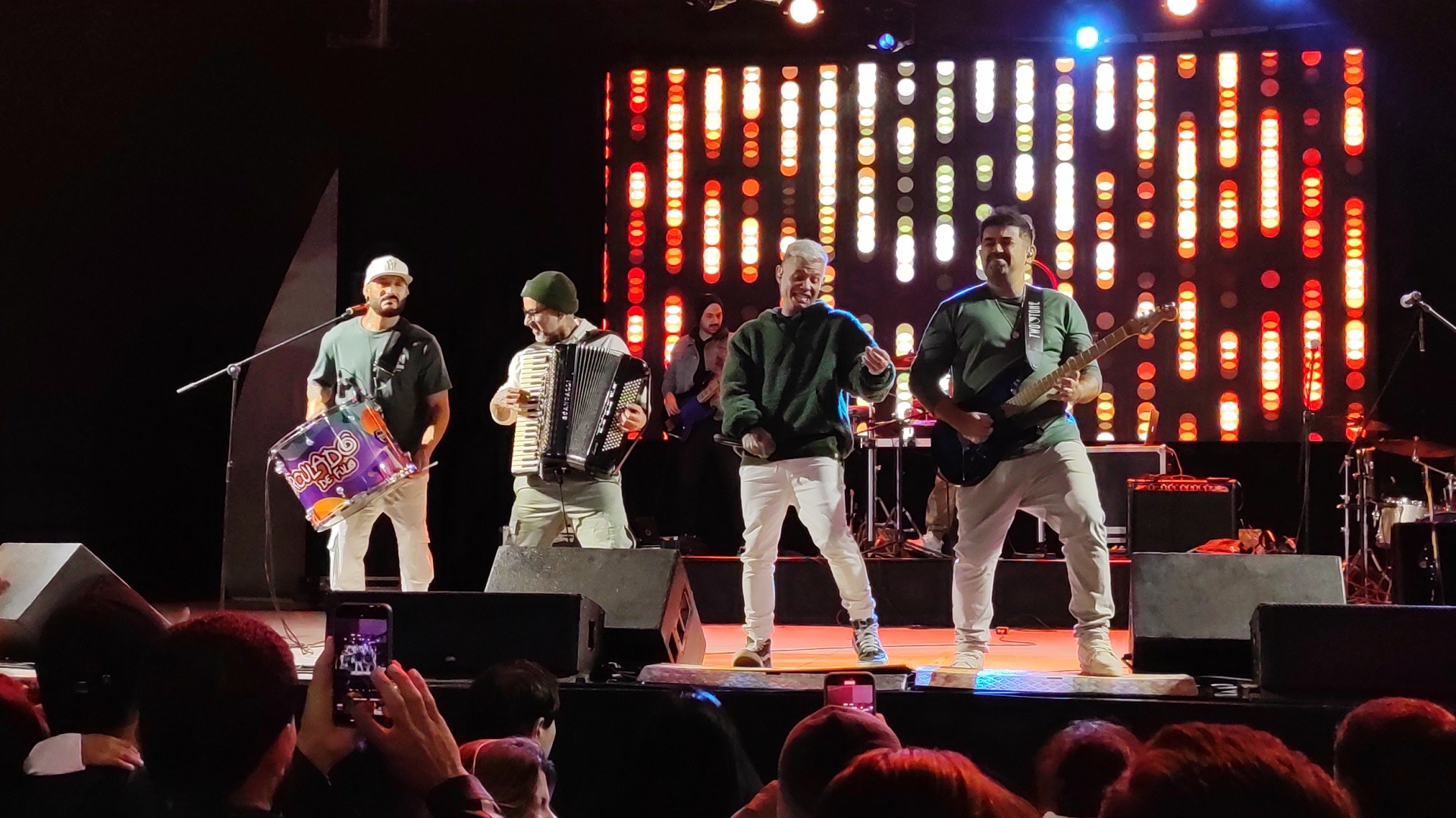 Alceu Valença, Jorge Ben Jor, SPC, Legião Urbana: Circuladô de Fulô mistura ritmos e passeia por clássicos em noite com românticas e trenzinho em show de forró