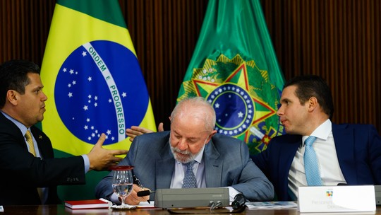Moraes suspende decretos de Lula e decisão do Congresso sobre IOF; e determina audiência de conciliação