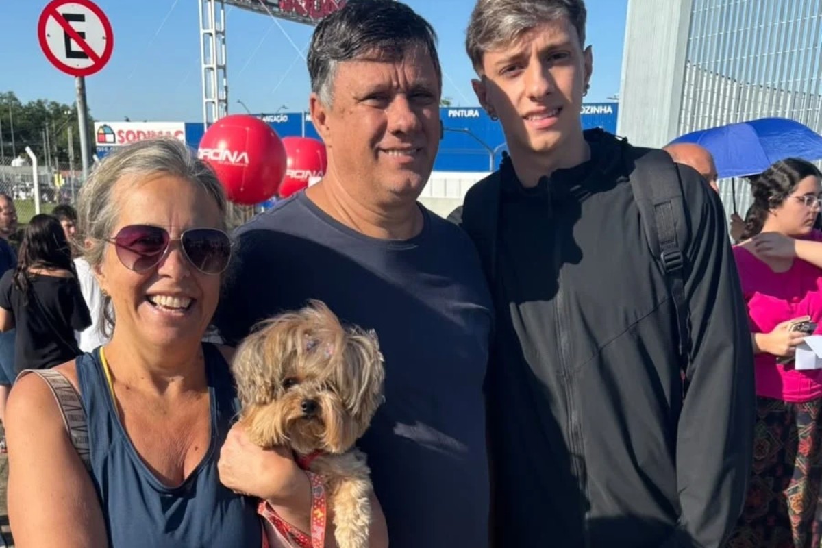 Cartaz da namorada, cachorrinha e prova em família: candidatos ganham incentivo para 1ª fase da Unicamp 2027