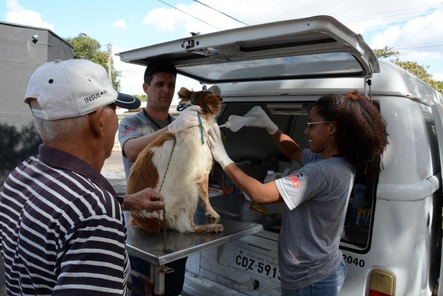 Com objetivo de combater a leishmaniose, CCZ realiza plantão de exames em cães no Jardim São Bento, em Presidente Prudente