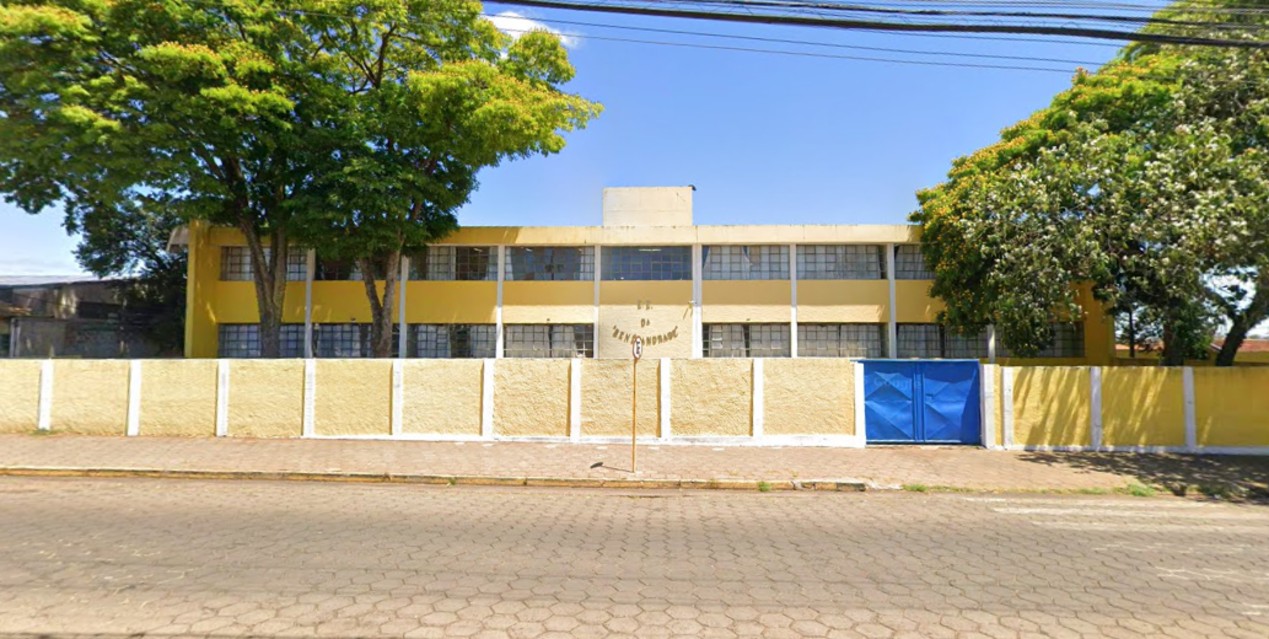 Cinco mulheres são socorridas após ataque de abelhas em avenida de Avaré