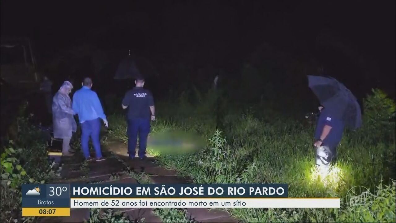 Homem é encontrado morto com ferimento de faca e companheira é presa em São José do Rio Pardo 