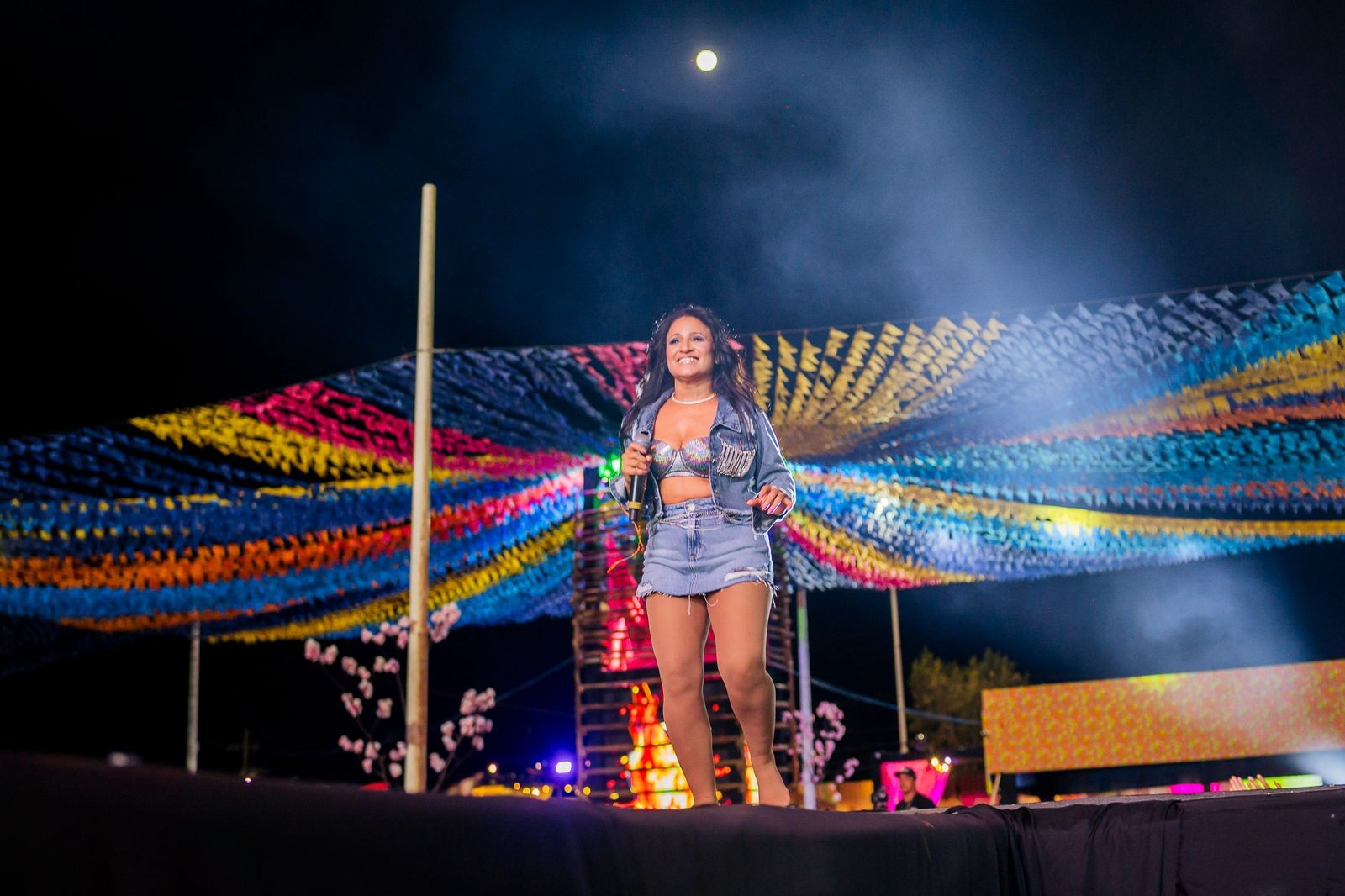 Terceira noite do Arraiá da Capital terá banda Moleca Sapeca e juninas do grupo de acesso; confira
