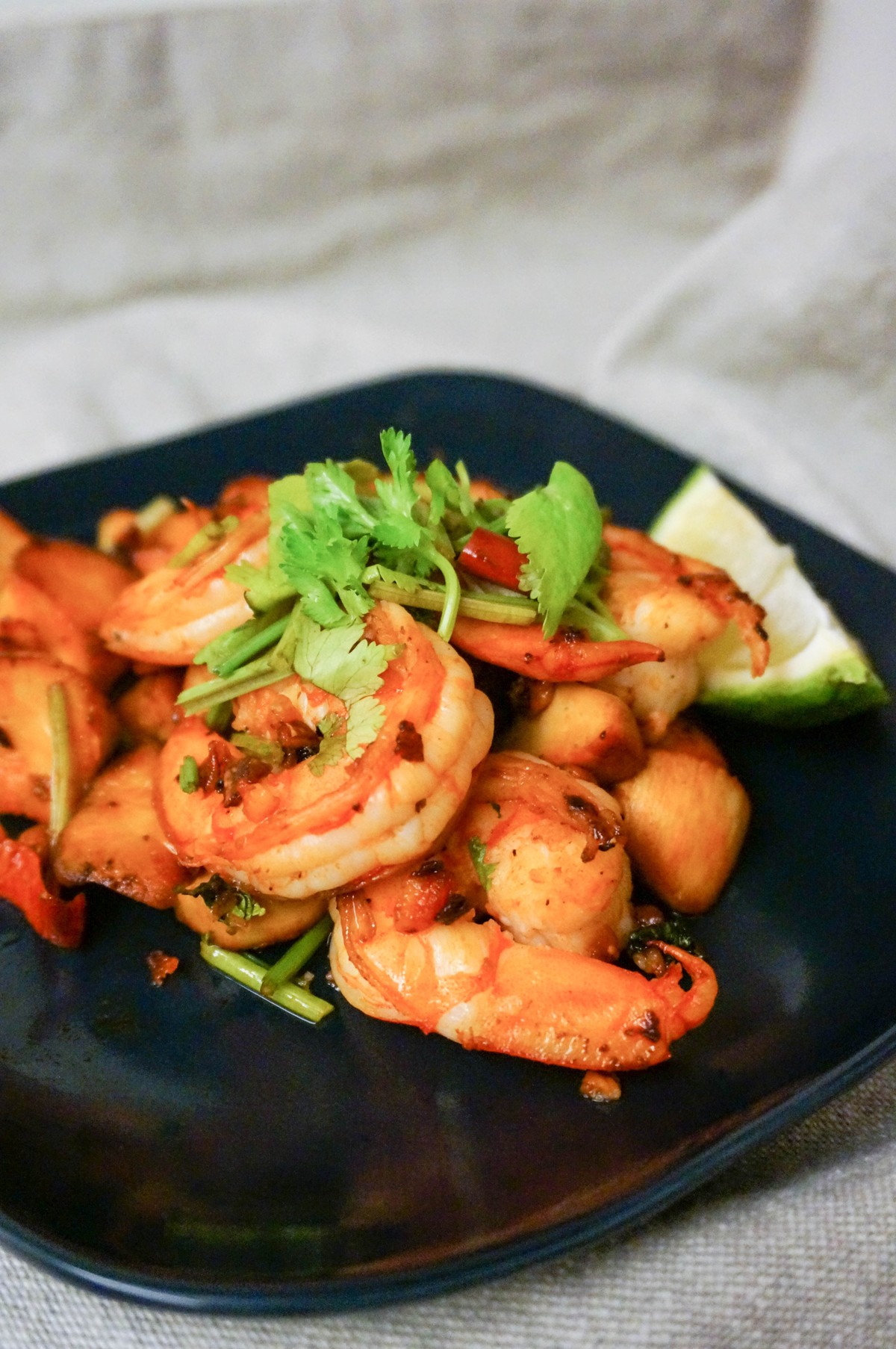 Shrimp is low in calories, vitamins and antioxidants, but has a high potential for allergies;  understand
