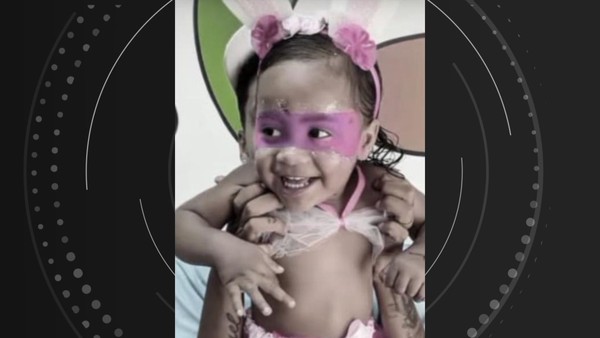 Maria Isis de Amorim, de 1 ano, filha de Juliele Vieira de Amorim (25 anos) e Myllena Carla Andrelin (companheira), que são suspeitas do crime no Espírito Santo — Foto: Divulgação