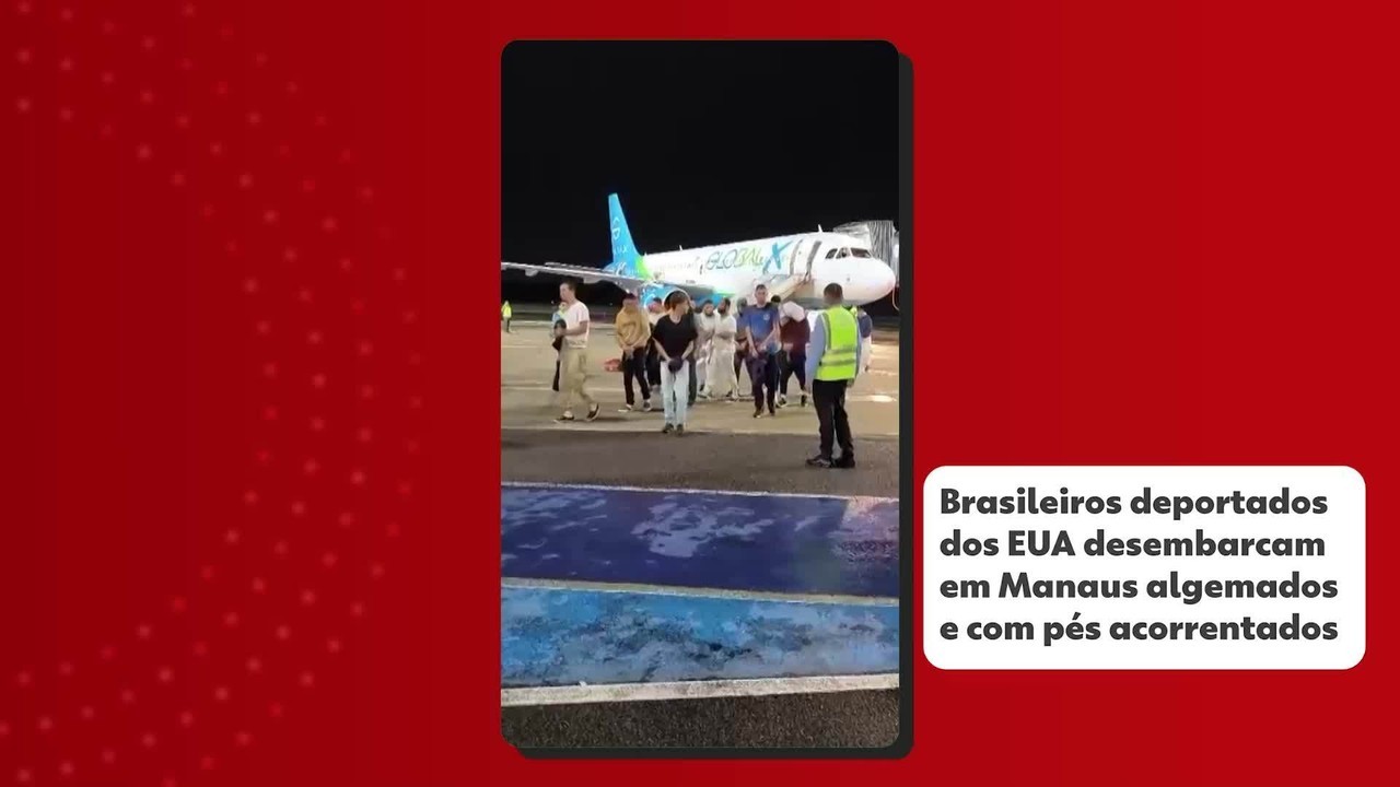 Vídeo mostra deportados dos EUA chegando algemados e com pés acorrentados ao Brasil
