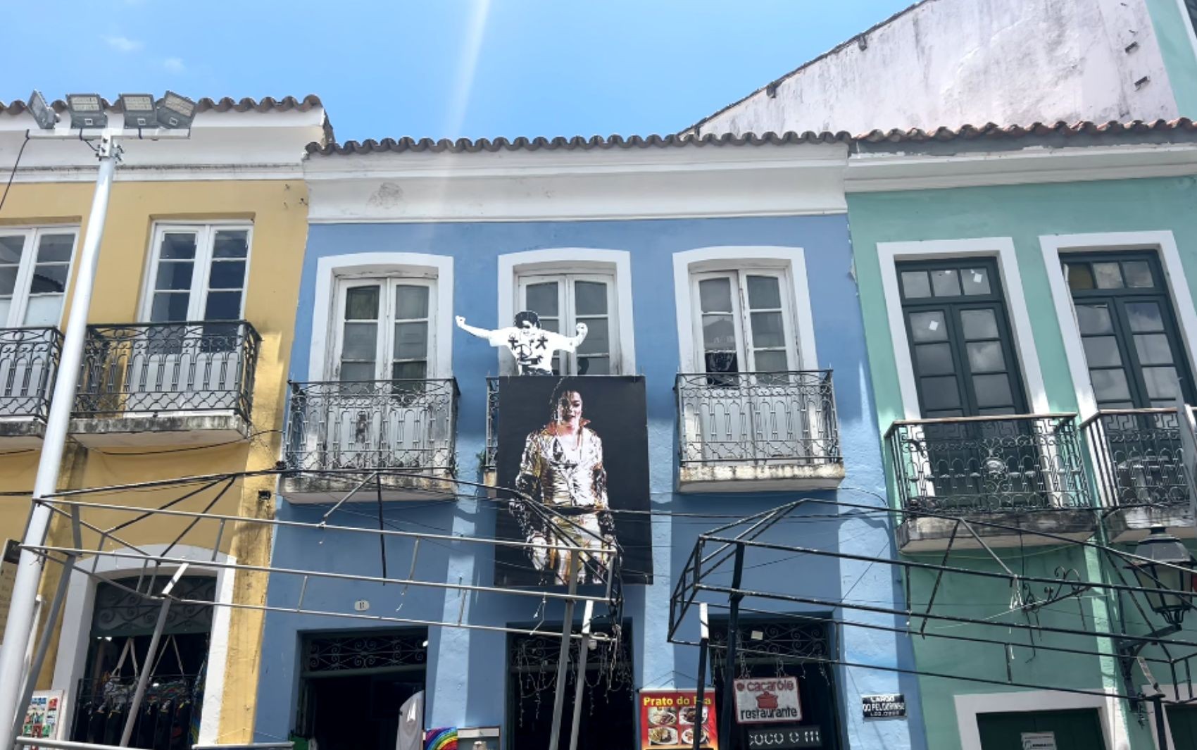 Prédio onde Michael Jackson gravou clipe no Pelourinho pode deixar de ser atração turística 