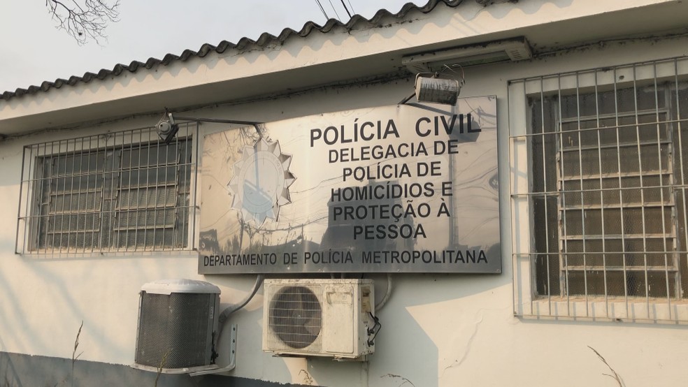 Fachada de Delegacia de Homicídios e Proteção à Pessoa na Região Metropolitana — Foto: Reprodução/RBS TV