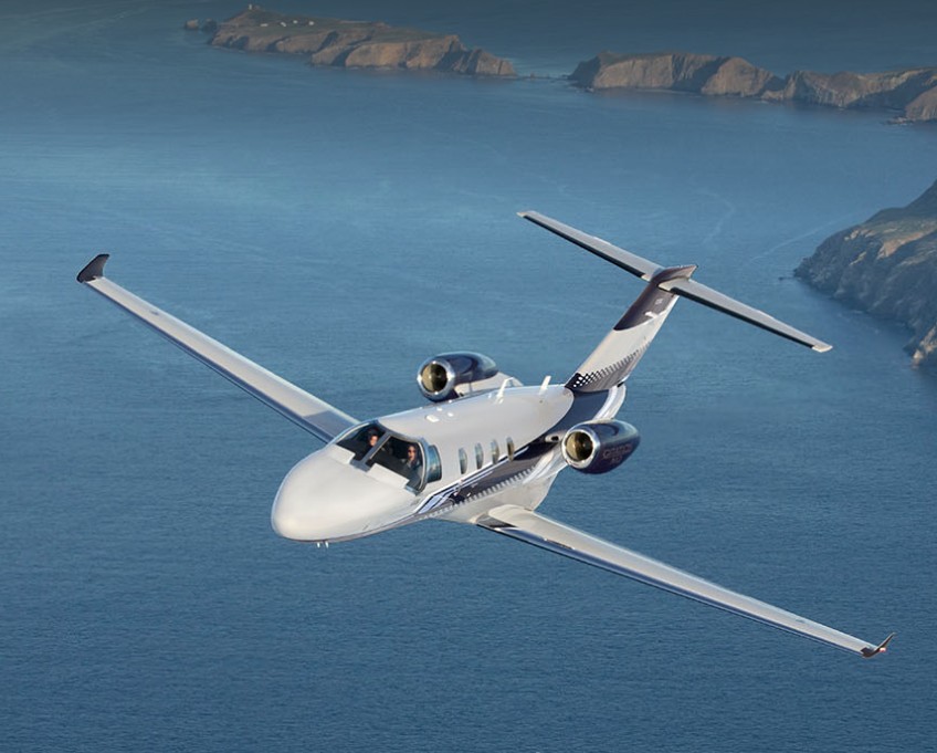 Avião é da fabricante Cessna, modelo Citation 525