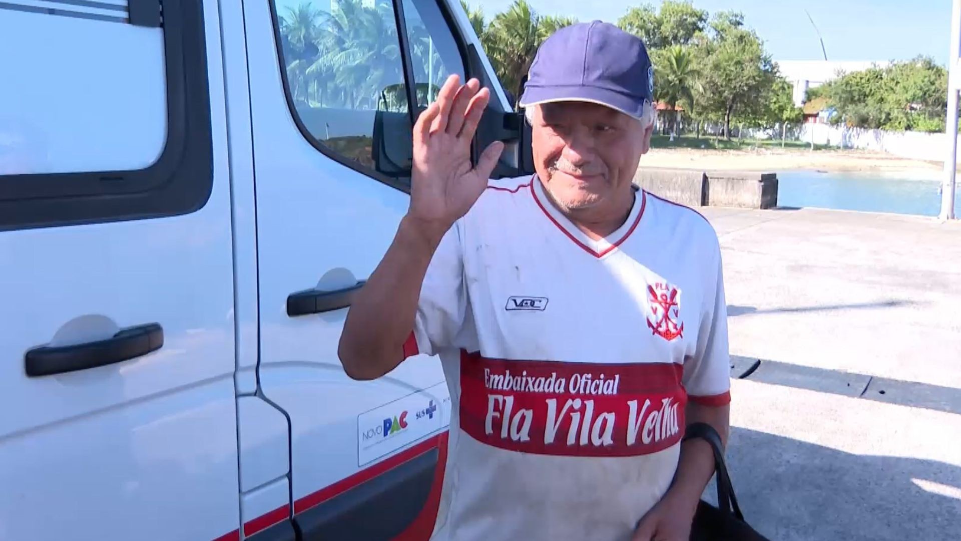 Pescador à deriva por dois dias é resgatado no dia do aniversário no ES: 'Presente de Deus'