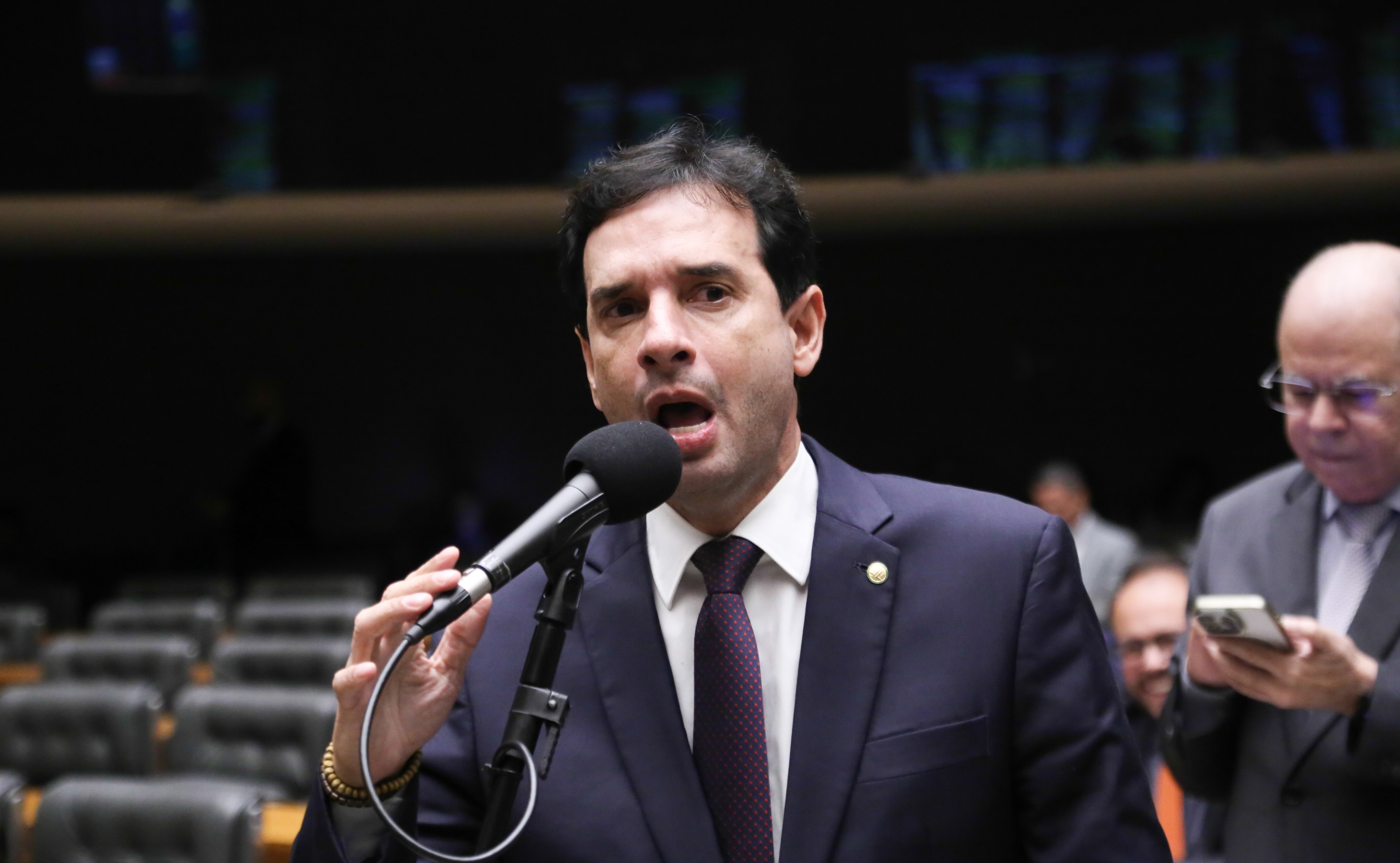 Escala 6x1: Motta anuncia deputados do PT e Republicanos como presidente e relator da comissão especial