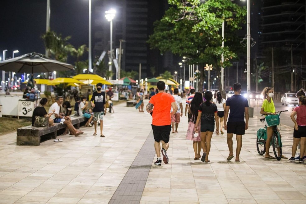 Casas noturnas da Praia de Iracema anunciam cancelamento de shows — Foto: Arquivo SVM