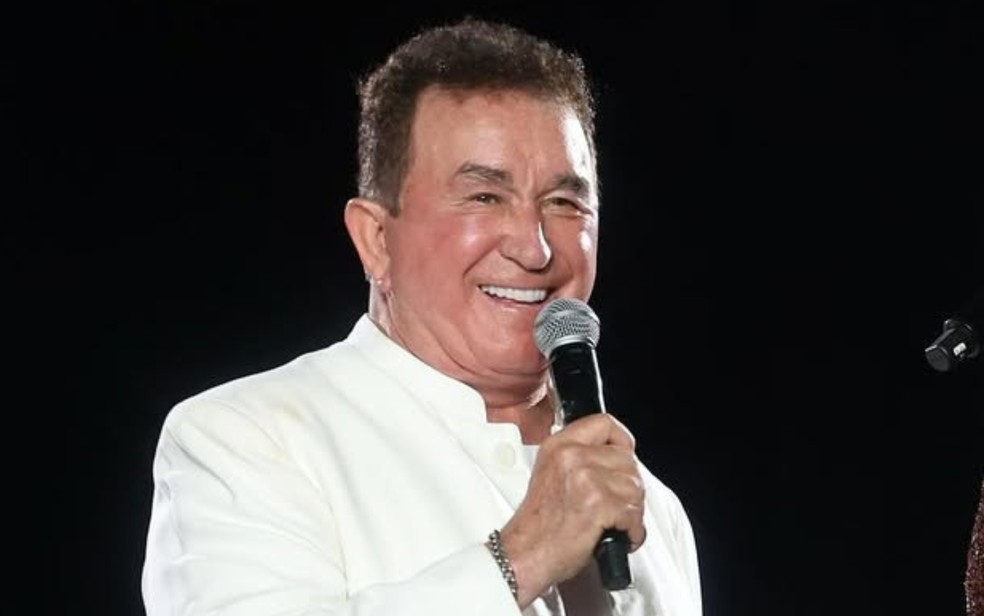 Al&eacute;m de condenar o cantor Amado Batista ao pagamento de R$ 453 mil por danos morais, a Justi&ccedil;a determinou que ele pague uma pens&atilde;o mensal aos pais do menino de 3 anos que morreu afogado &mdash; Foto: Reprodu&ccedil;&atilde;o/Instagram de Amado Batista