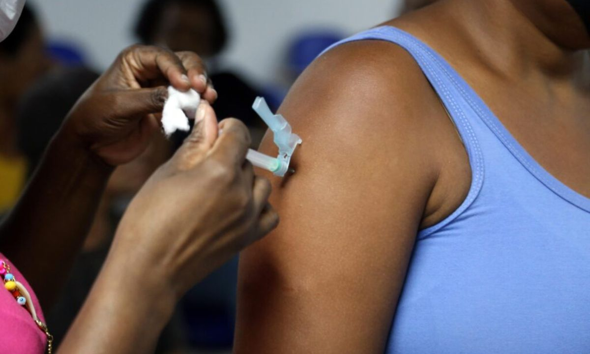 Salvador terá Dia D de vacinação contra a gripe; veja os pontos de imunização