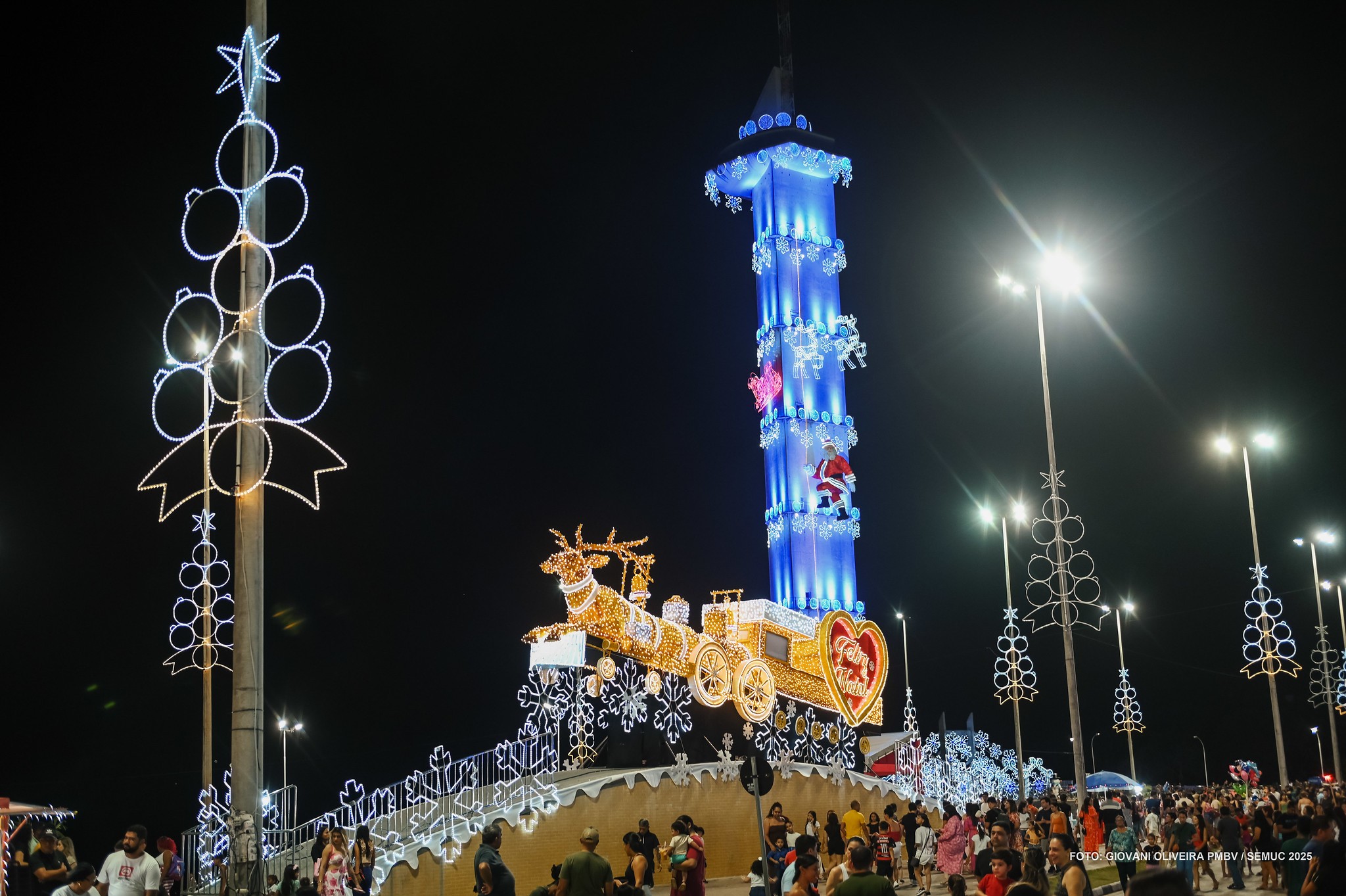 Acendimento de luzes no Parque do Rio Branco abre temporada natalina em Boa Vista
