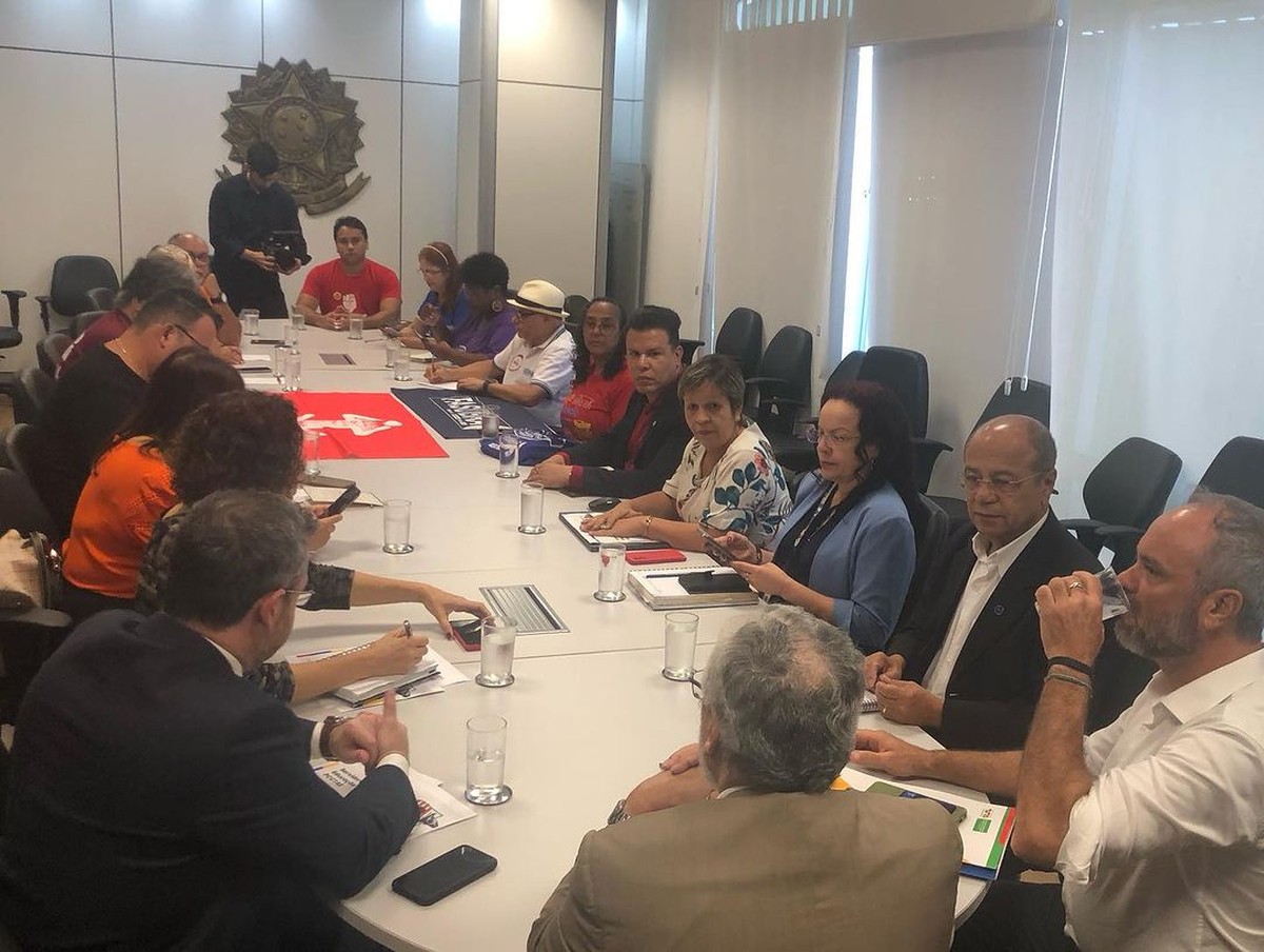 Governo propõe reajuste maior em 2025 para tentar encerrar greve nas universidades federais e institutos