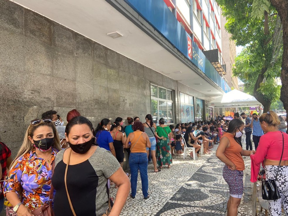Governo entrega nova agência do Banpará no bairro São Brás, em Belém