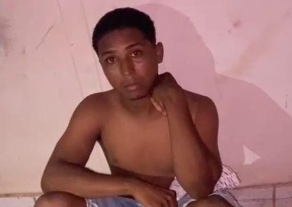 Elissandro Serra Lins, de 20 anos, foi assassinado no último dia 18 de agosto, na cidade de Pinheiro. — Foto: Divulgação
