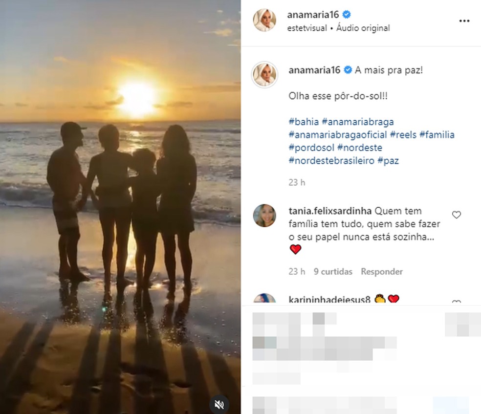 Ana Maria Braga curte férias na Bahia e se diverte na praia com o neto  Bento; fotos e vídeos