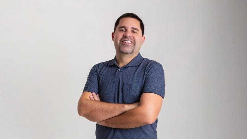 Professor da Unifor lança livro sobre  marketing internacional