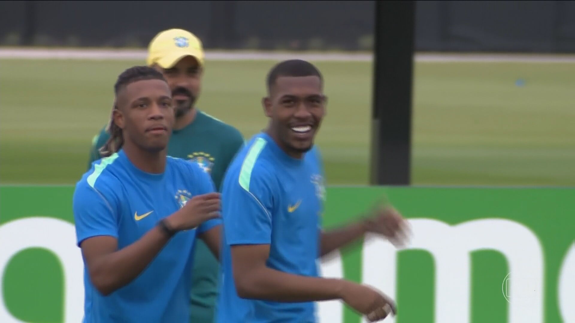 Brasil x Escócia: Rayan deve assumir vaga de Raphinha em jogo decisivo