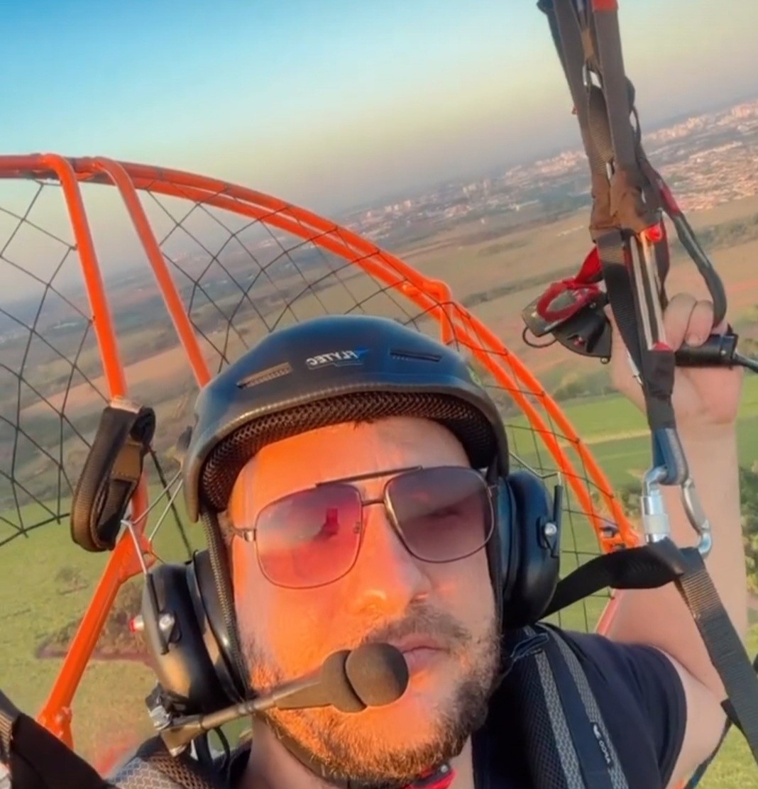 Vídeos mostram treinamento e primeira decolagem de homem que morreu após queda de paramotor