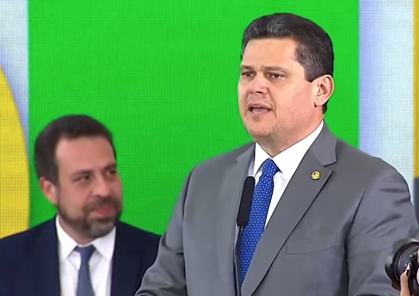 Alcolumbre diz que país vive momento de 'agressões aos Poderes' e critica quem ultrapassa 'limites institucionais'