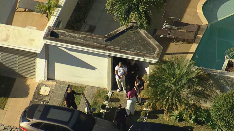 Maxwell Simões Corrêa, o Suel, preso em casa — Foto: Reprodução/TV Globo 