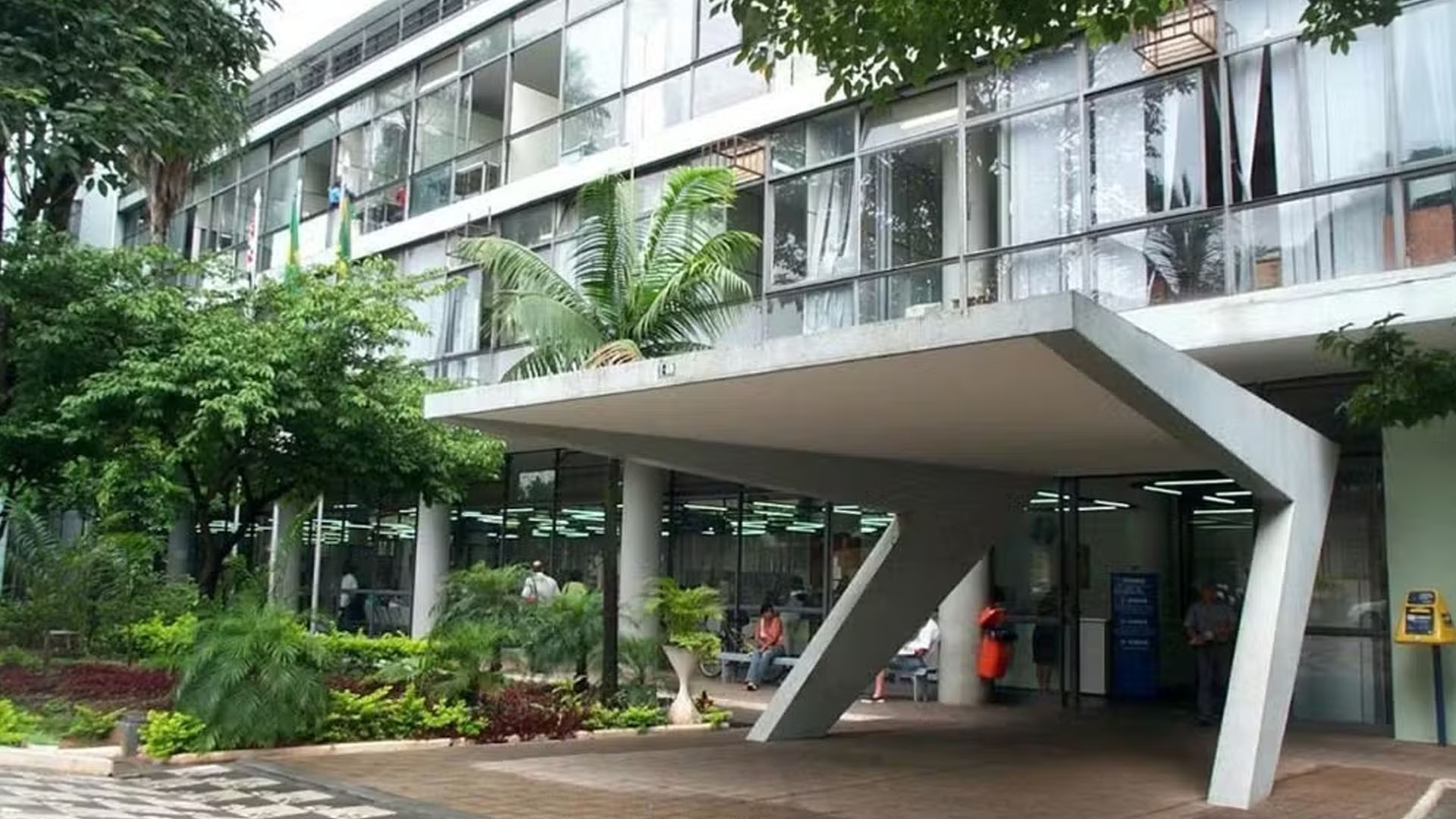 Prefeitura de Bauru abre concursos públicos para saúde e educação com salários de até R$ 6,1 mil