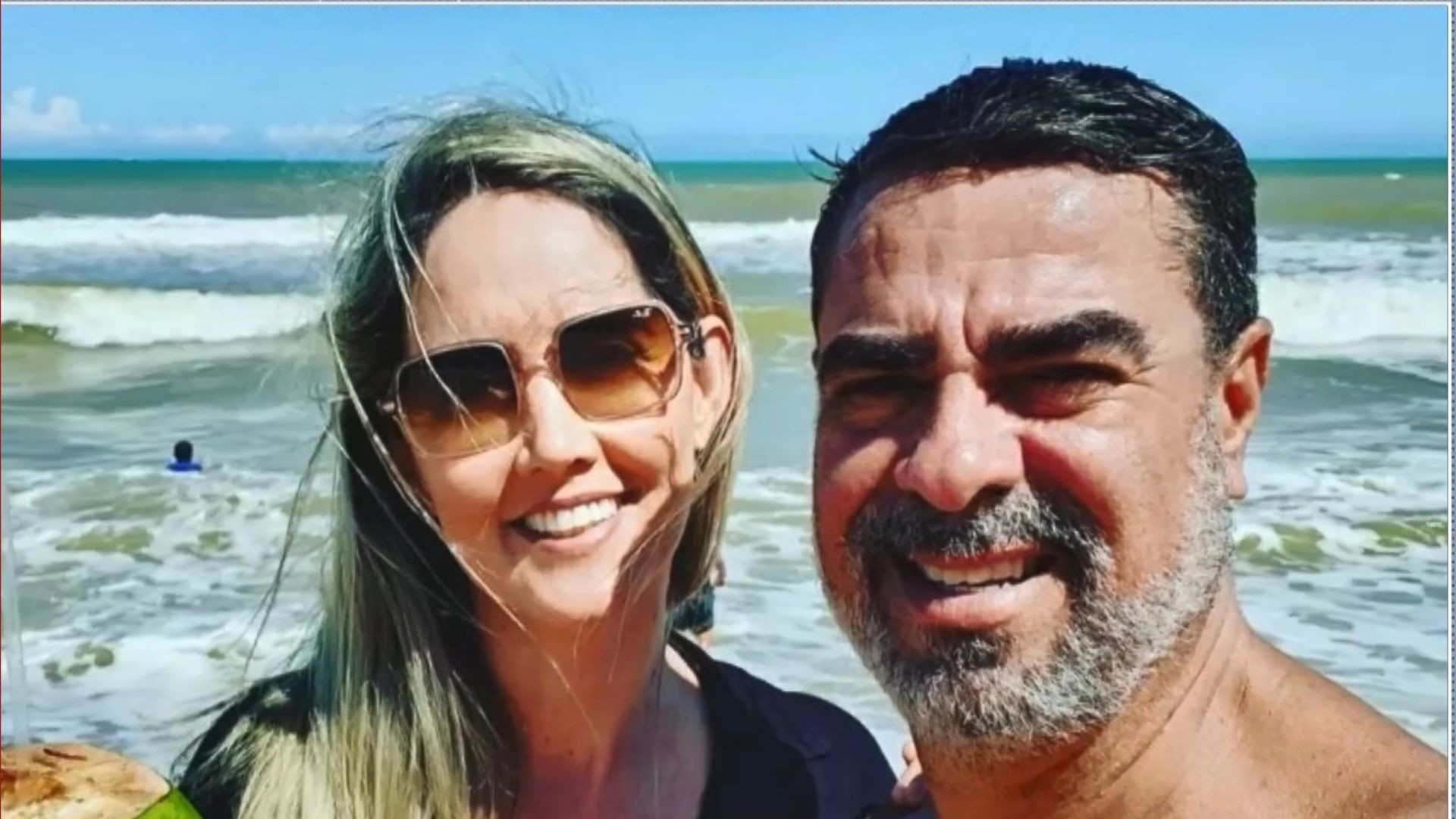 'Ele precisa ir para casa', diz esposa de médico do ES que está na UTI após infarto durante trabalho no RS