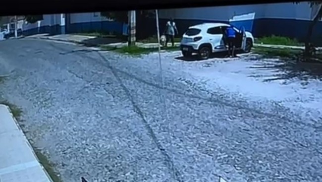 Jovem é sequestrada na saída de igreja, feita refém no próprio carro e morta no Ceará