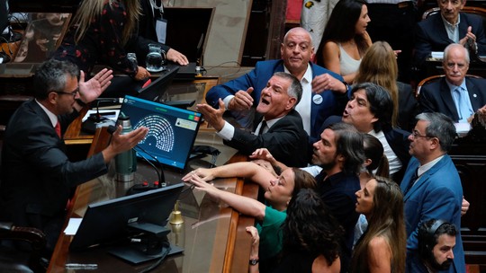Reforma trabalhista é aprovada na Câmara da Argentina com mudanças - Foto: (REUTERS/Alessia Maccioni)