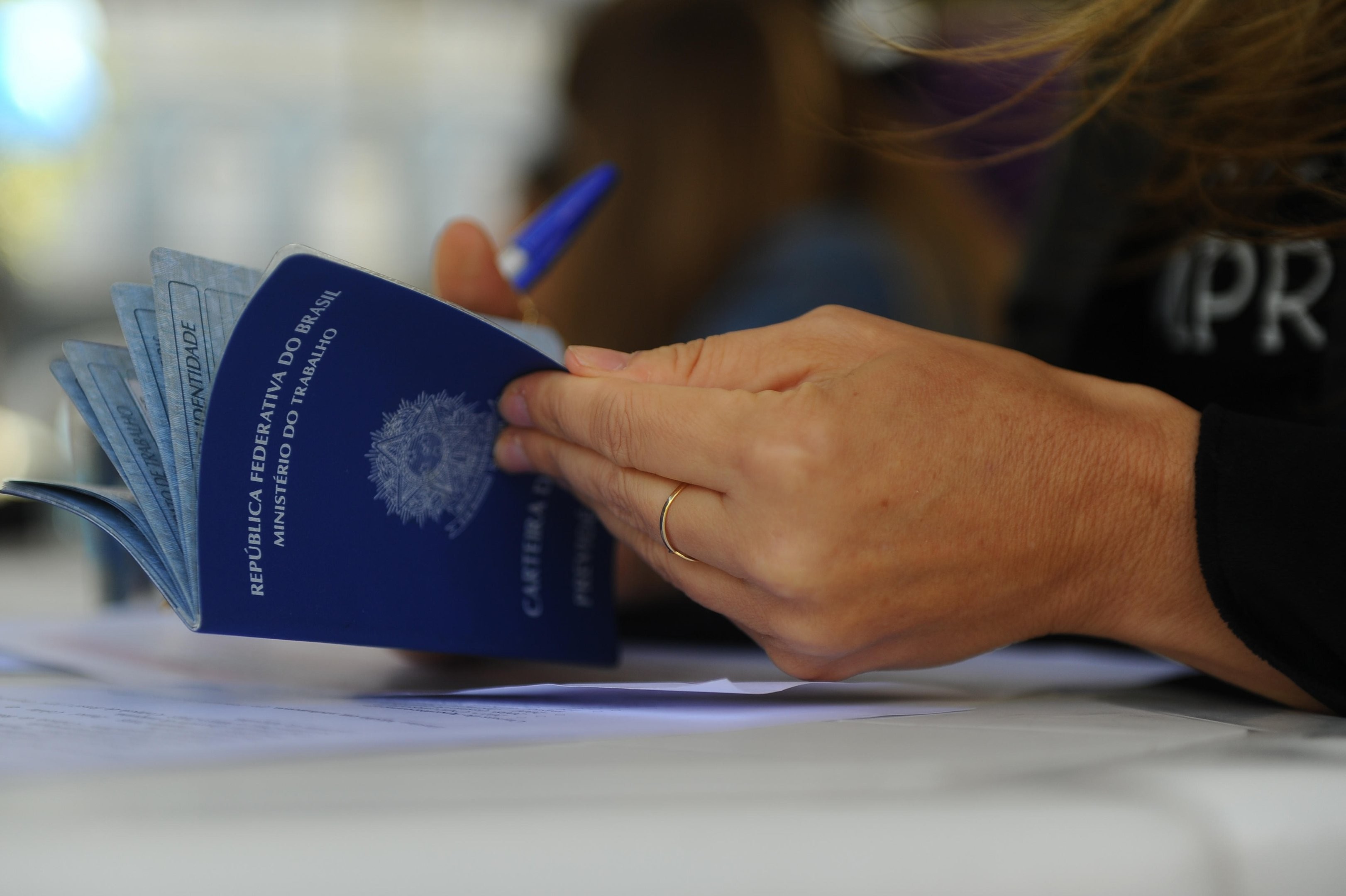 Feirão de empregos oferta mais de 200 vagas para pessoas com deficiência em Fortaleza