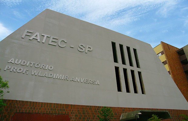 Fatec abre inscrições para isenção ou desconto da taxa do vestibular; veja quem pode participar