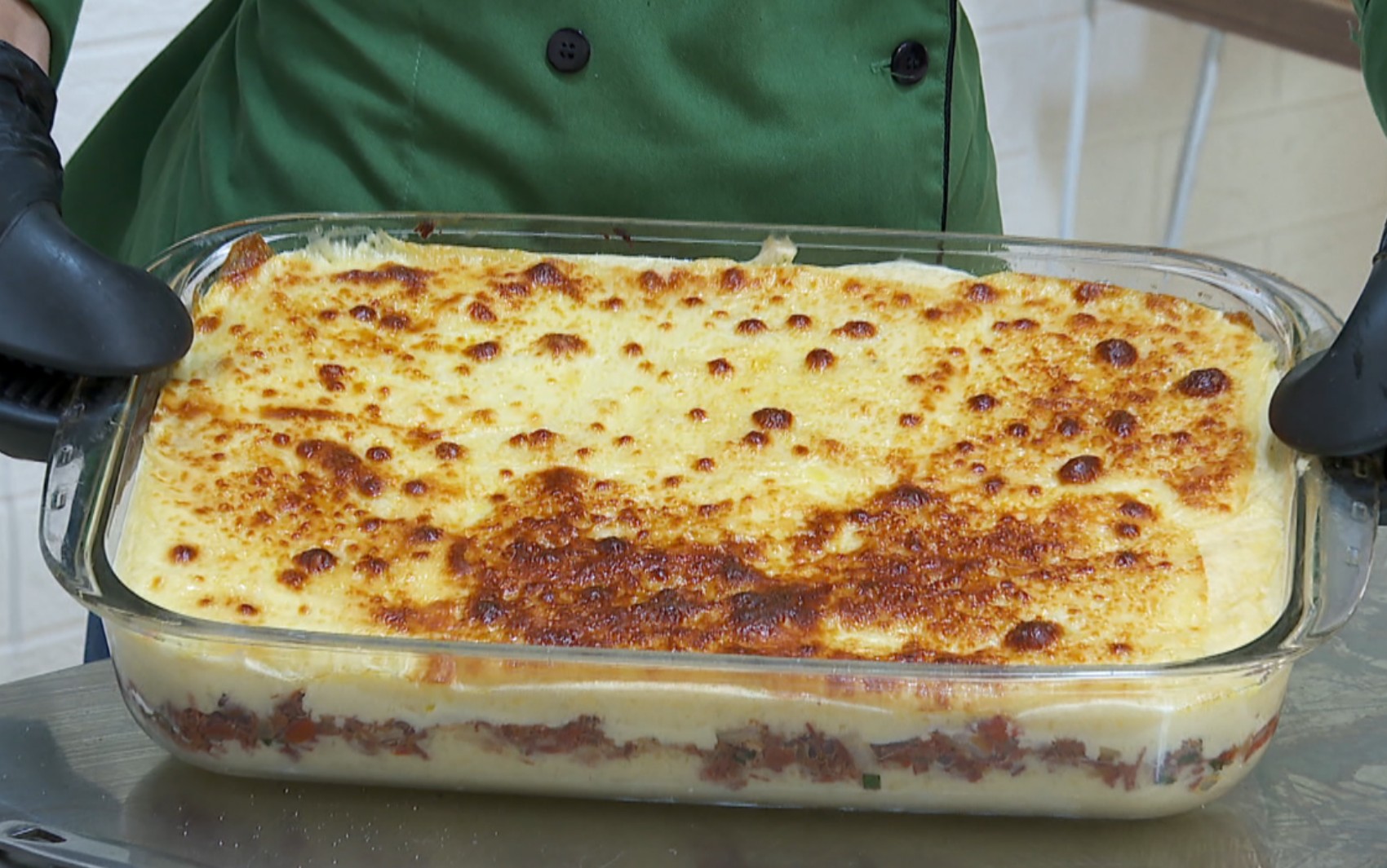 'Barato da Cozinha': aprenda a fazer escondidinho de mandioca com carne seca