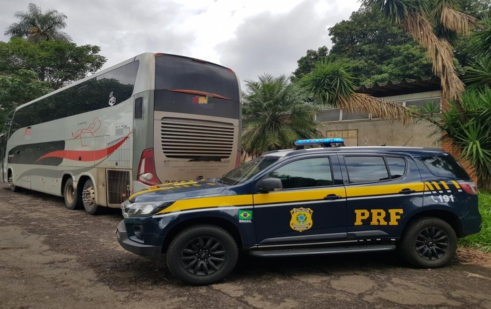Polícia Rodoviária Federal apreende ônibus usado para levar bolsonaristas  radicais a Brasília | São José do Rio Preto e Araçatuba | G1
