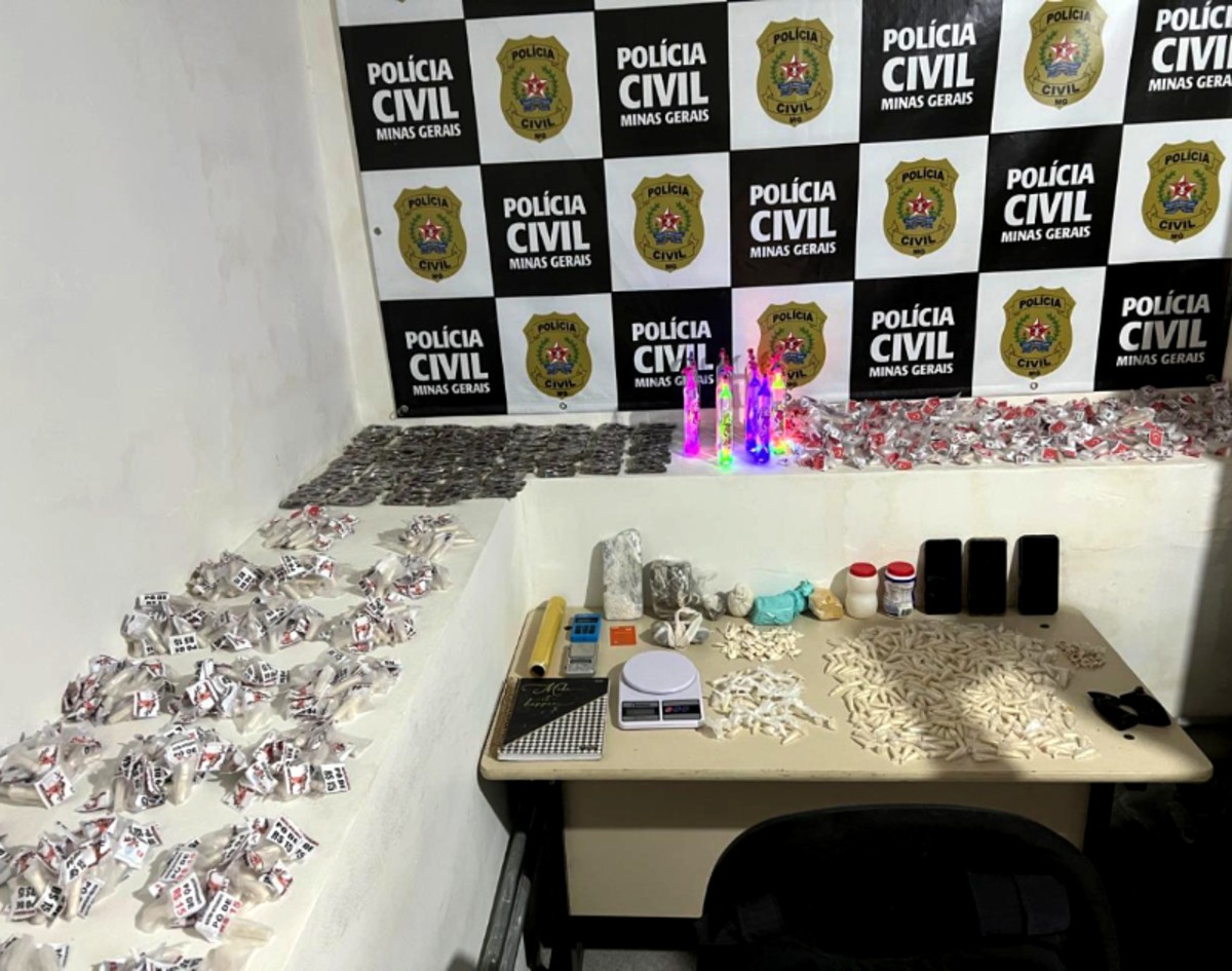 Casal é preso ao receber mil pinos de cocaína em encomendas enviadas pelos Correios 