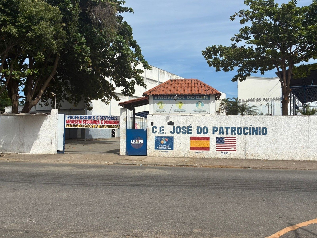Diretora diz ter sido agredida por aluna de 15 anos em escola estadual de Campos