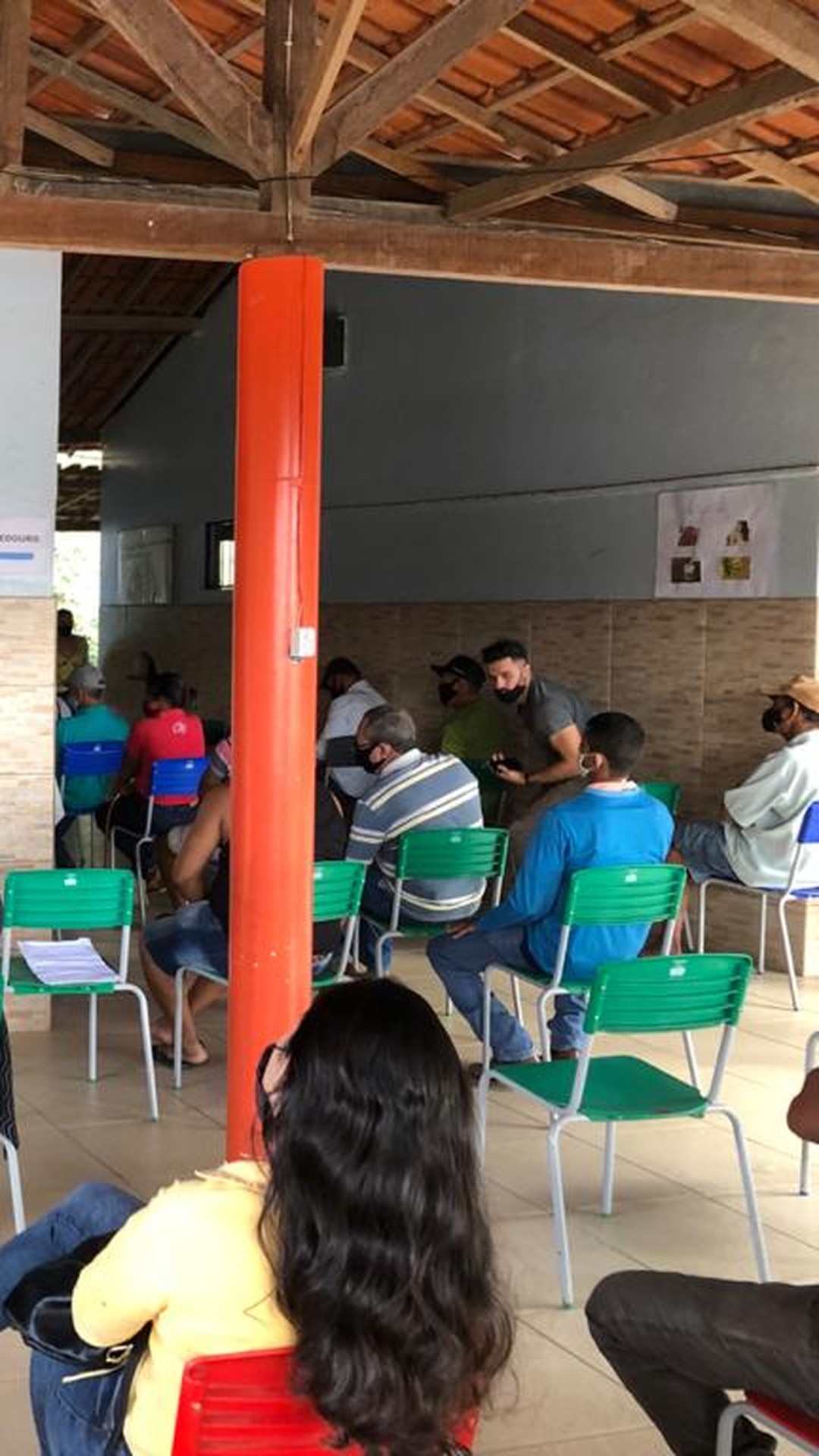 G1 - Moradores de Pai Pedro, Minas Gerais, pedem por água doce