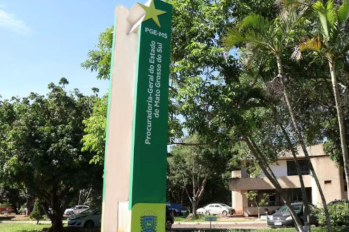 PGE-MS abre processo seletivo para estágio com bolsa de R$1,6 mil e auxílio transporte