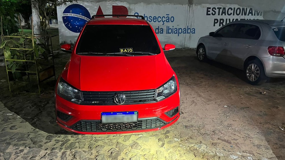 Além das motocicletas, a Polícia apreendeu também um carro em posse do suspeito, no Ceará. — Foto: SSPDS/Reprodução