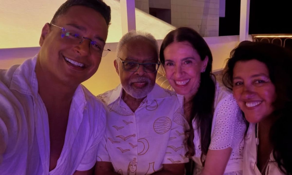 Homenagem em peça, encontro com Xanddy, Regina Casé e mais: Gilberto Gil abre álbum de dias de descanso em Salvador