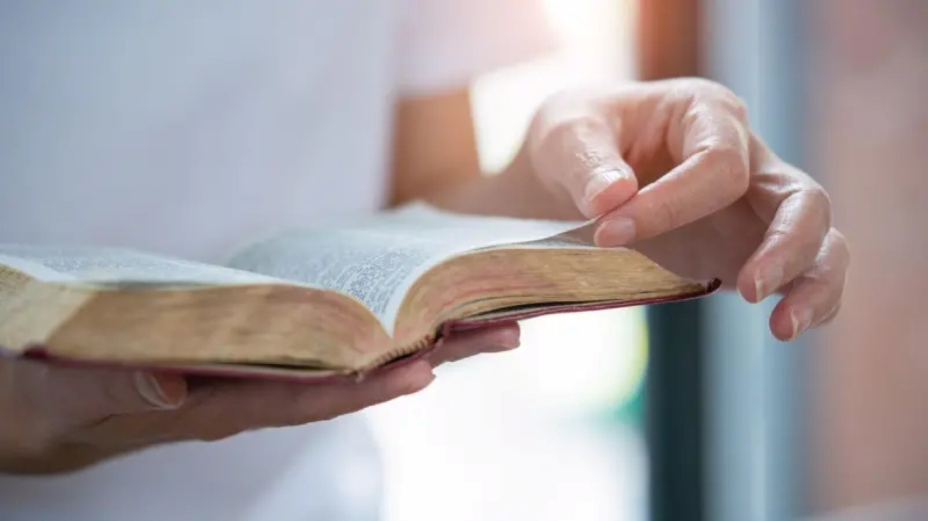 Eleições 2026: 404 candidatos usam títulos religiosos na urna | G1