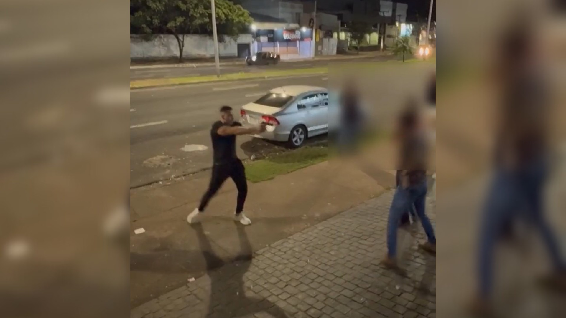 
Policial que sacou arma em briga de boate em MG quebrou o nariz de outro homem minutos antes: 'Eu virei e ele me deu um murro', diz vítima