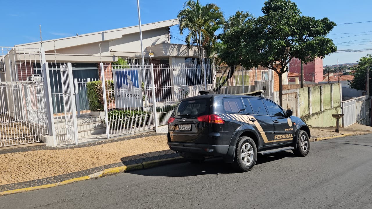 Operação da PF cumpre mandados contra fraudes em licitações em dois estados e no DF