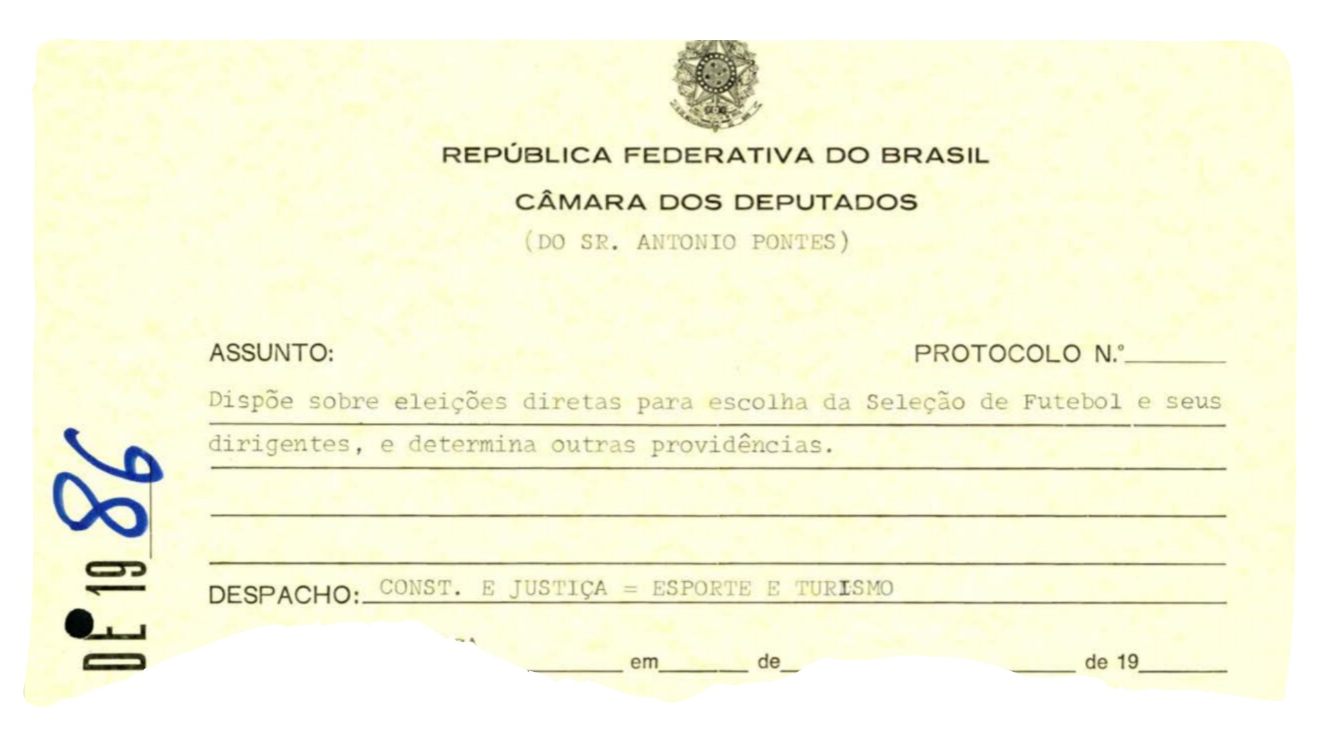 Técnico eleito por voto popular, show do intervalo e VAR antes do VAR: as ideias para o futebol que já passaram pelo Congresso