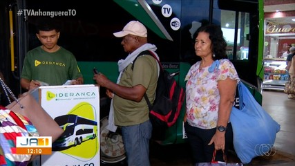 Movimento na rodoviária de Palmas aumenta na véspera do feriado